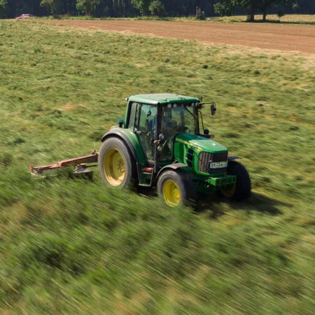 Frama Vrňak - traktor